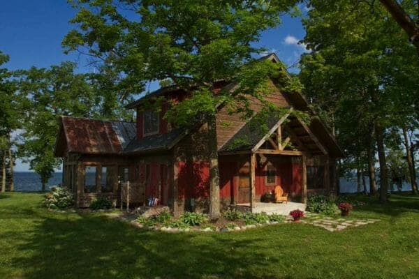 featured posts image for Dreamy lakefront cabin exuding rustic charm in Northern Minnesota