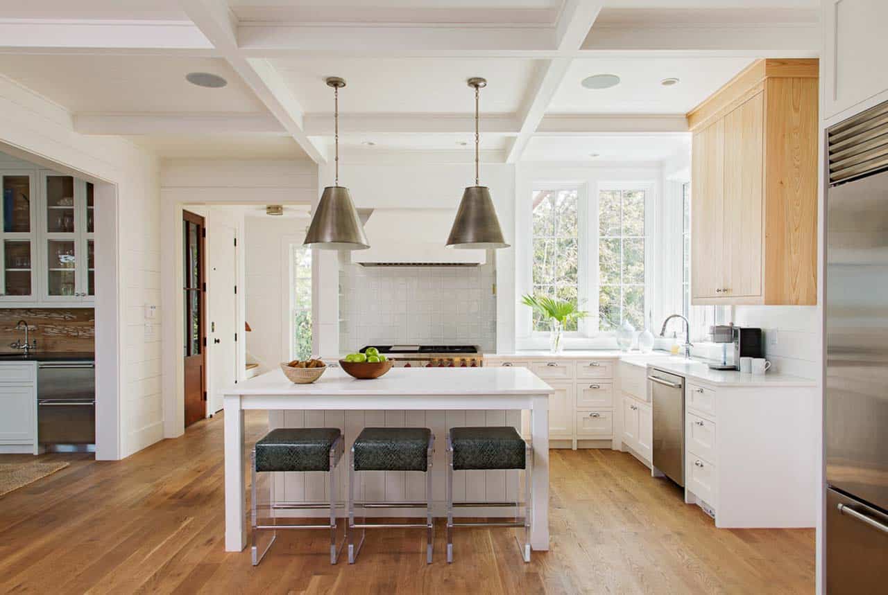 beach-style-kitchen