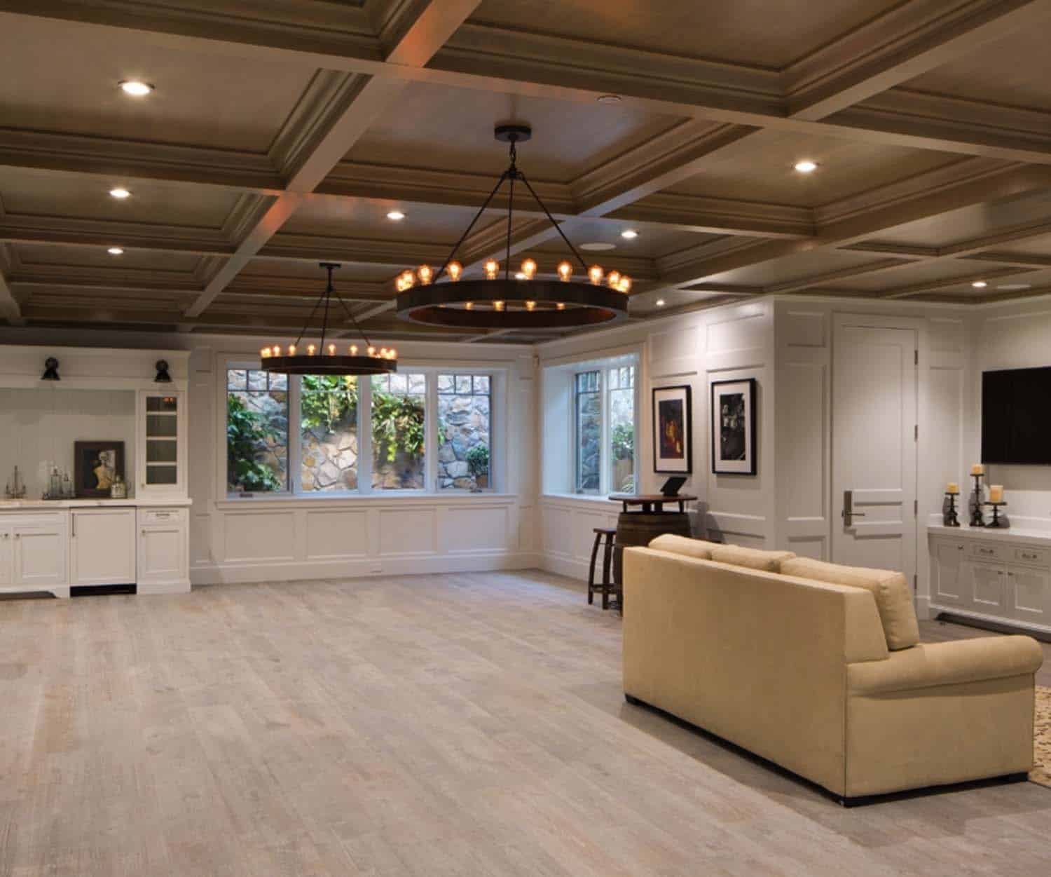 transitional-style-family-room