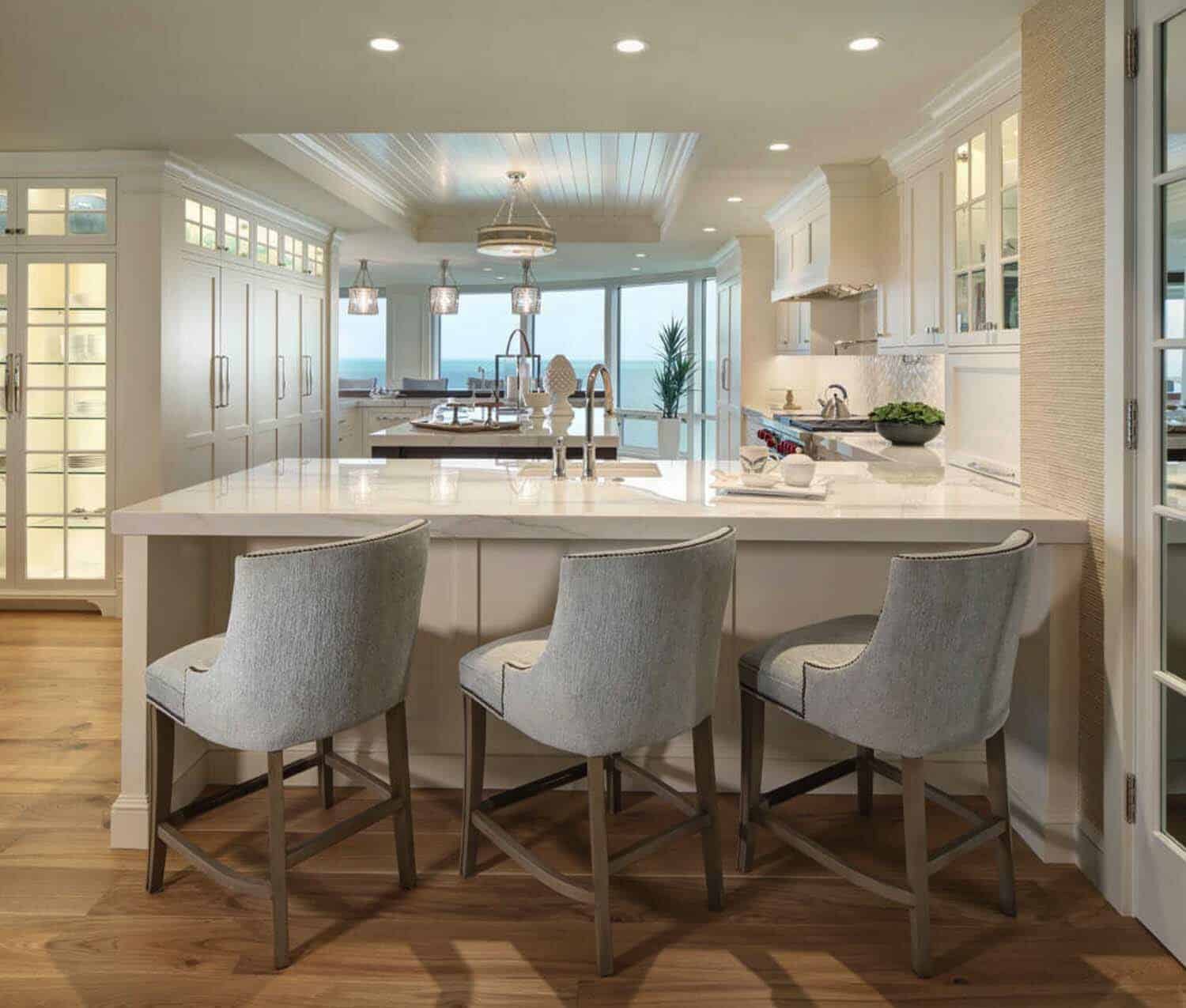 beach-style-kitchen