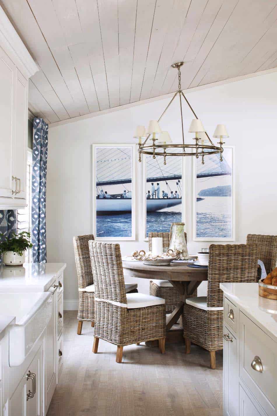 beach-style-kitchen