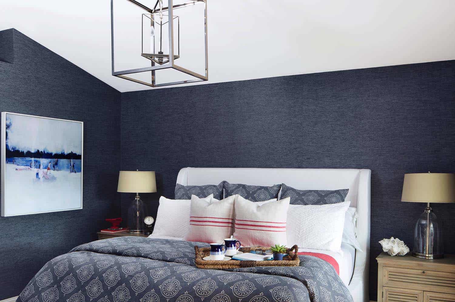 beach-style-bedroom