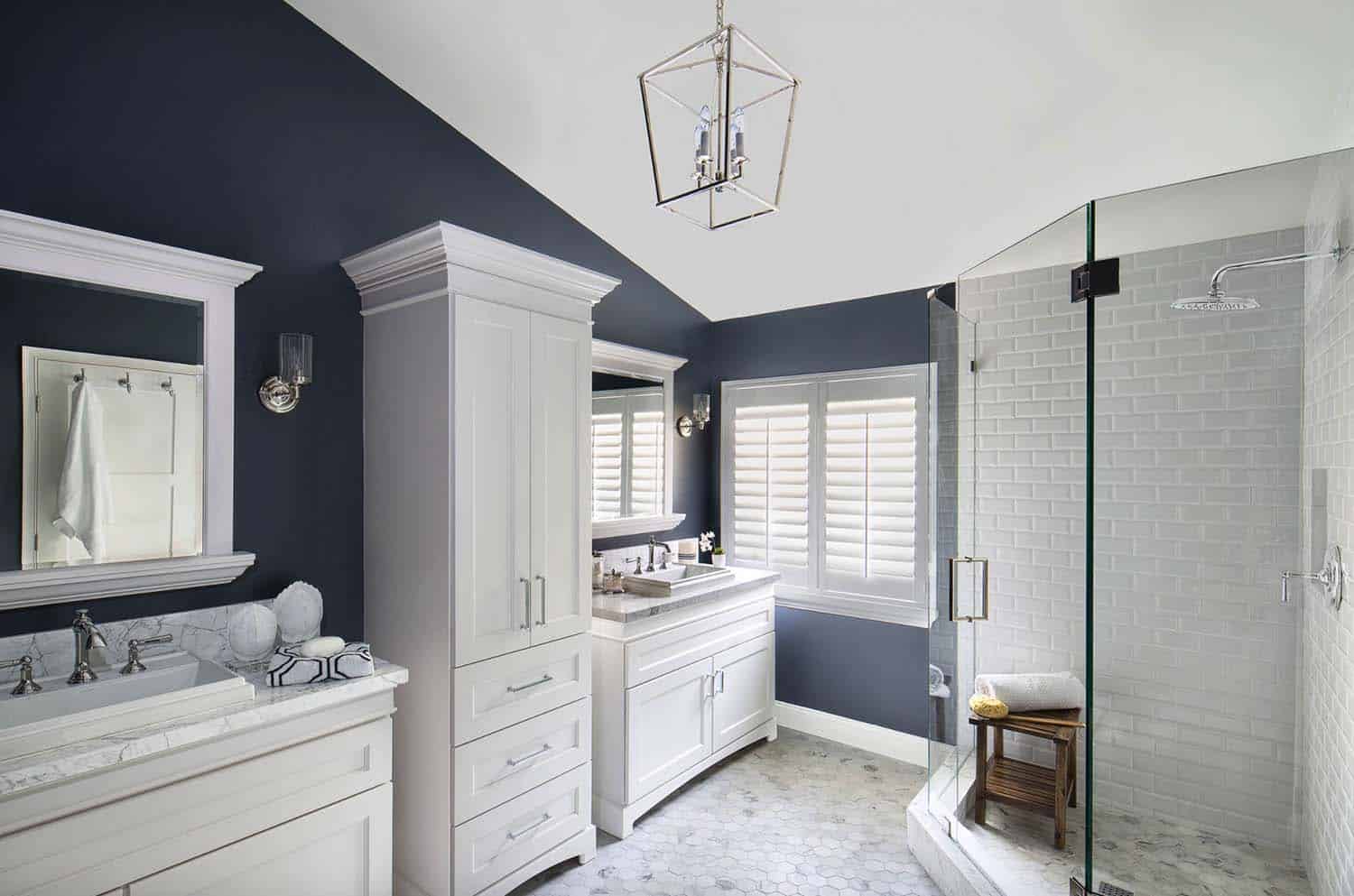 beach-style-bathroom