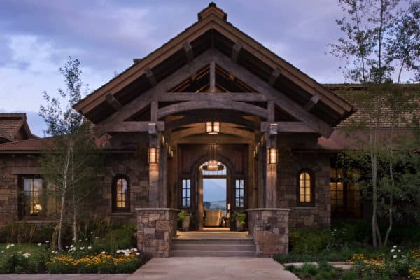 featured posts image for Idyllic rustic mountain retreat showcases views of the Teton Mountains