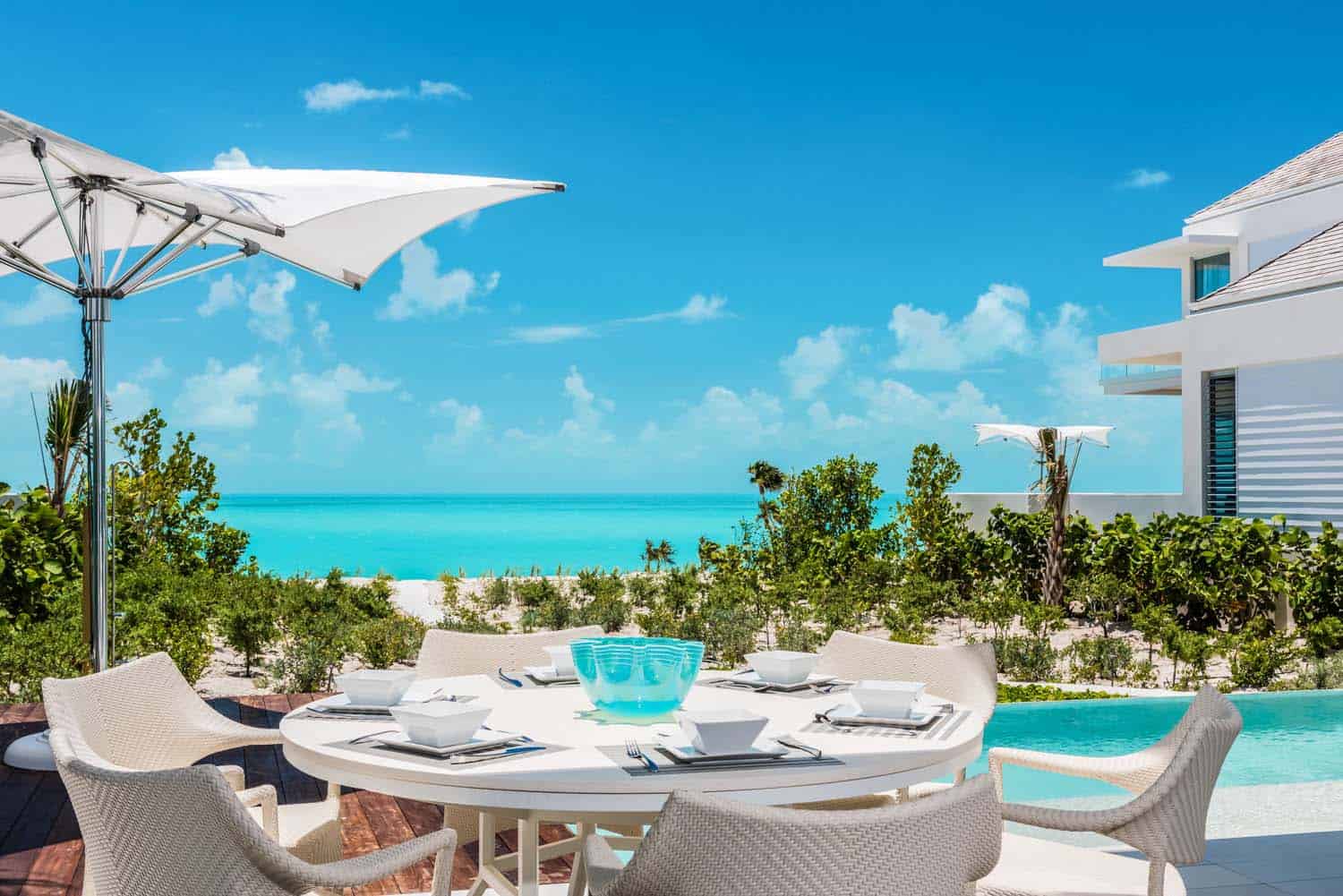 oceanfront-villa-pool-deck
