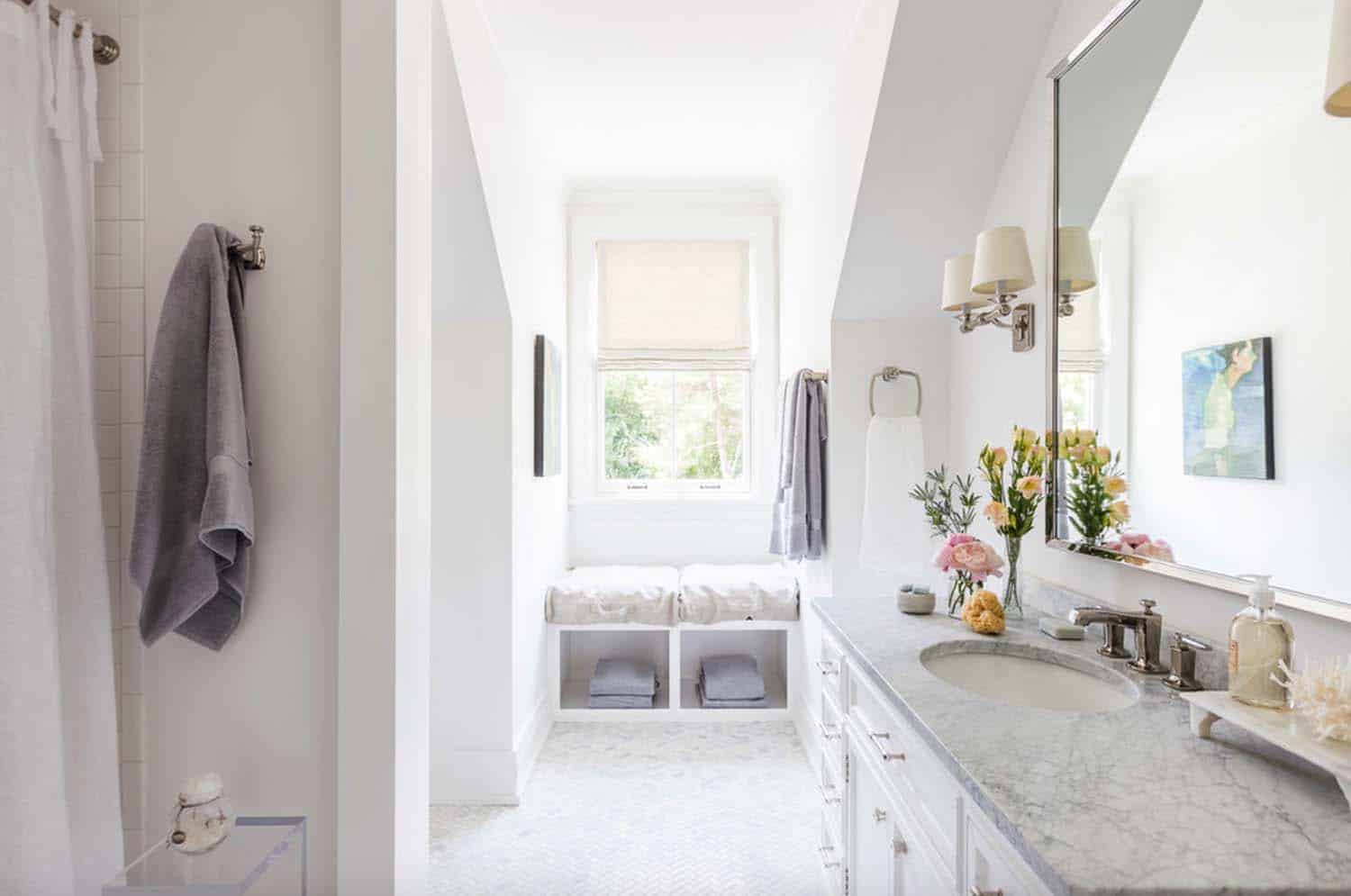 transitional-bathroom