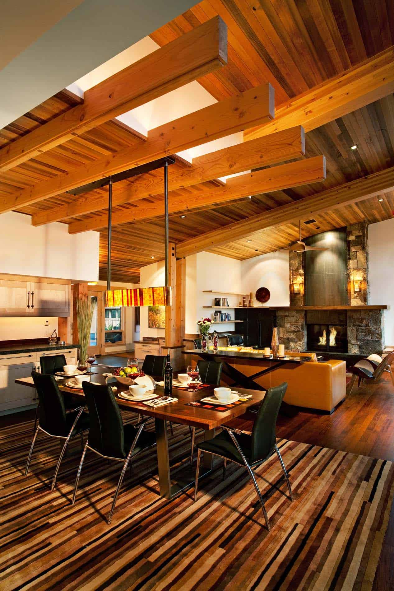 rustic-home-dining-room