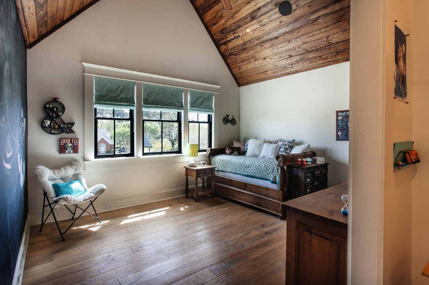 transitional-bedroom