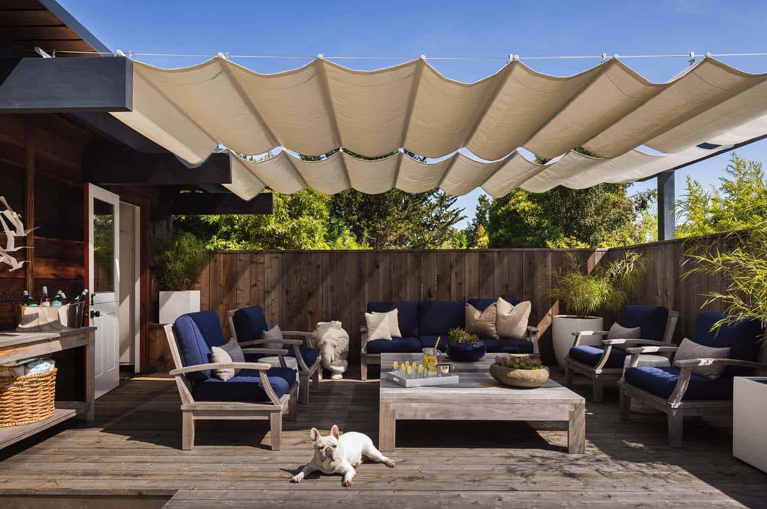 midcentury-deck