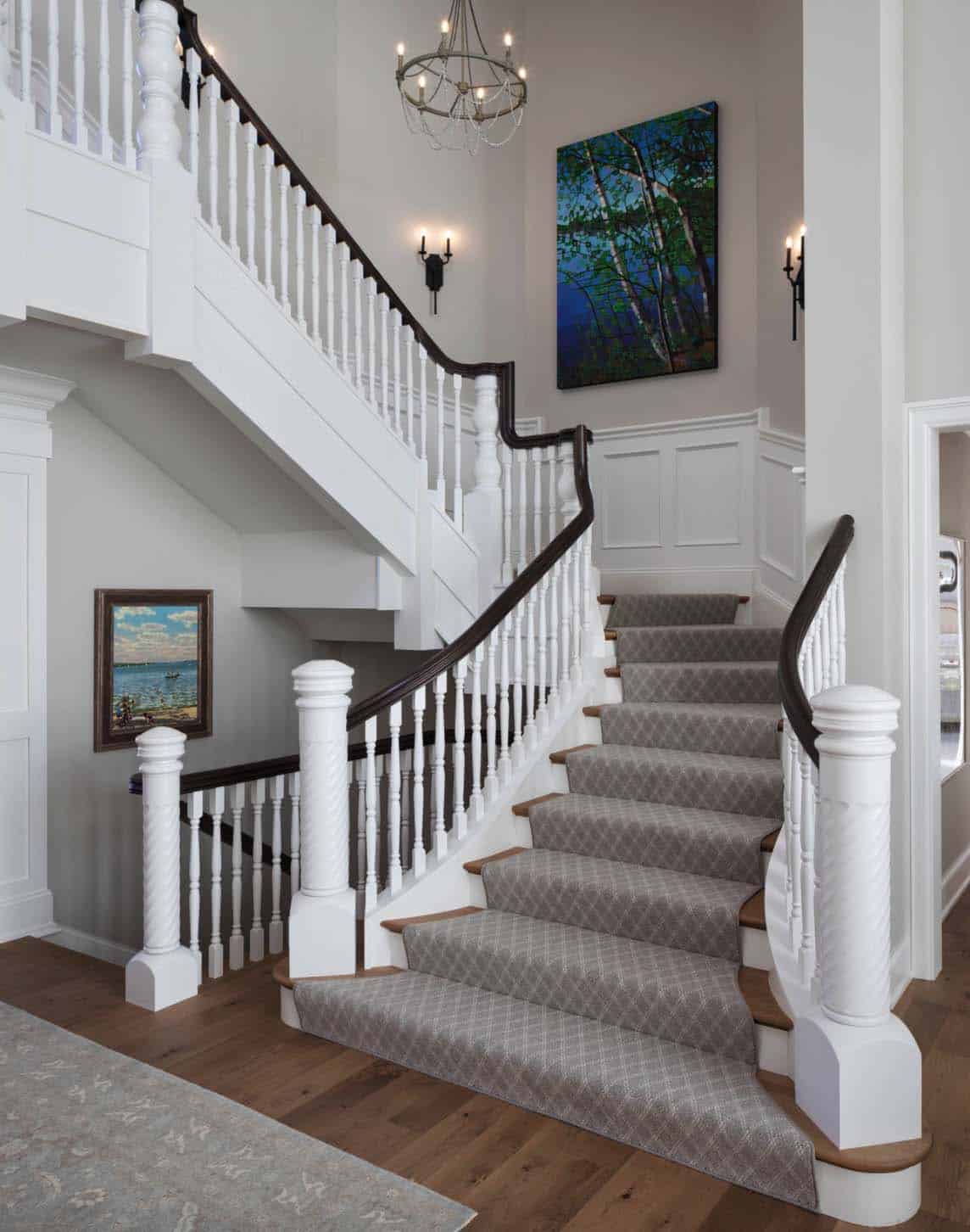 chateau-traditional-staircase