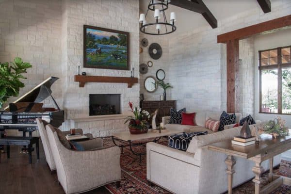 featured posts image for Delightful hilltop ranch house embraces the Texas Hill Country style