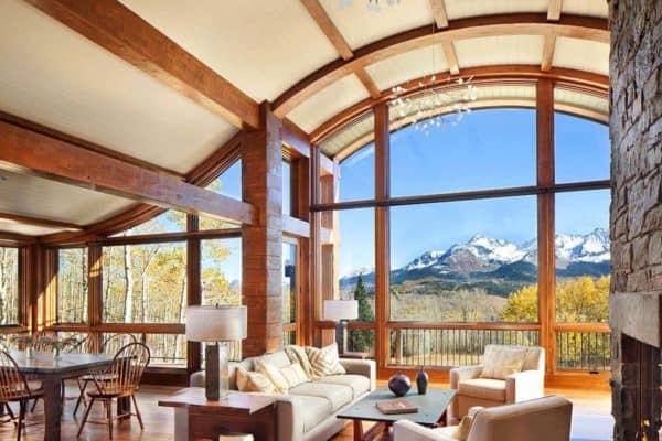 featured posts image for Fabulous mountain cabin in Colorado captures views of Mount Wilson