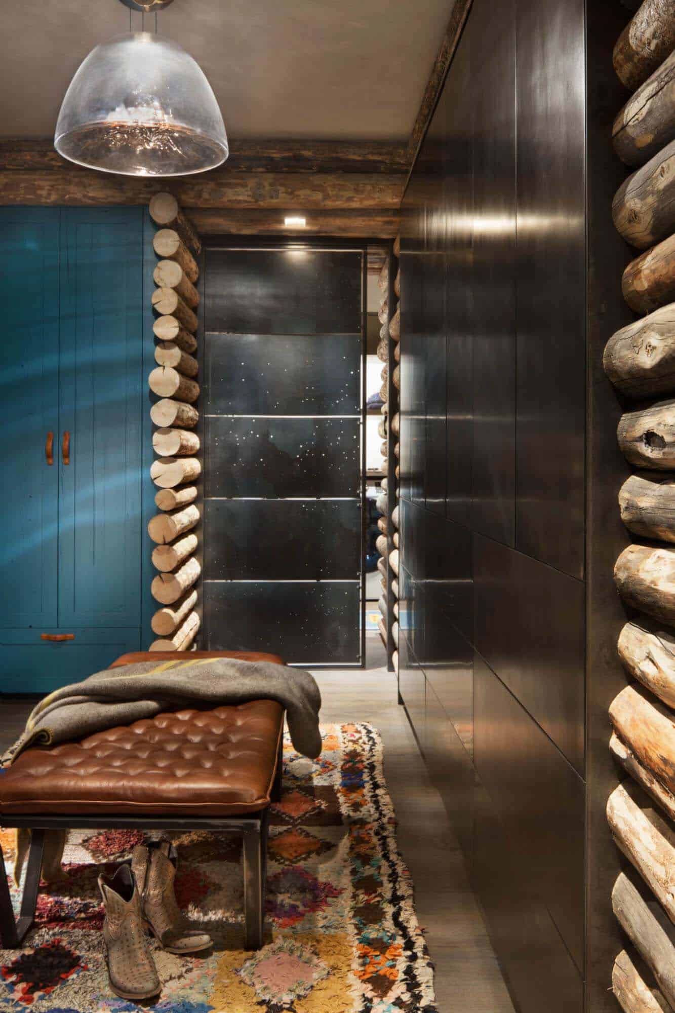 rustic-mountain-home-locker-room