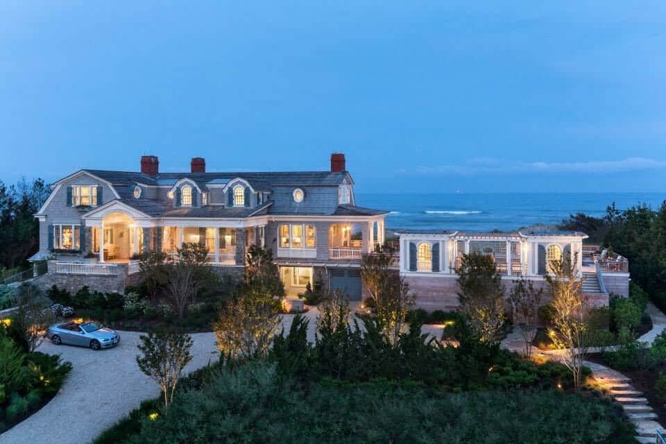 beach-house-exterior