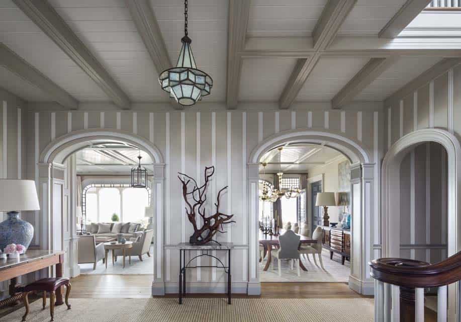 beach-house-hall