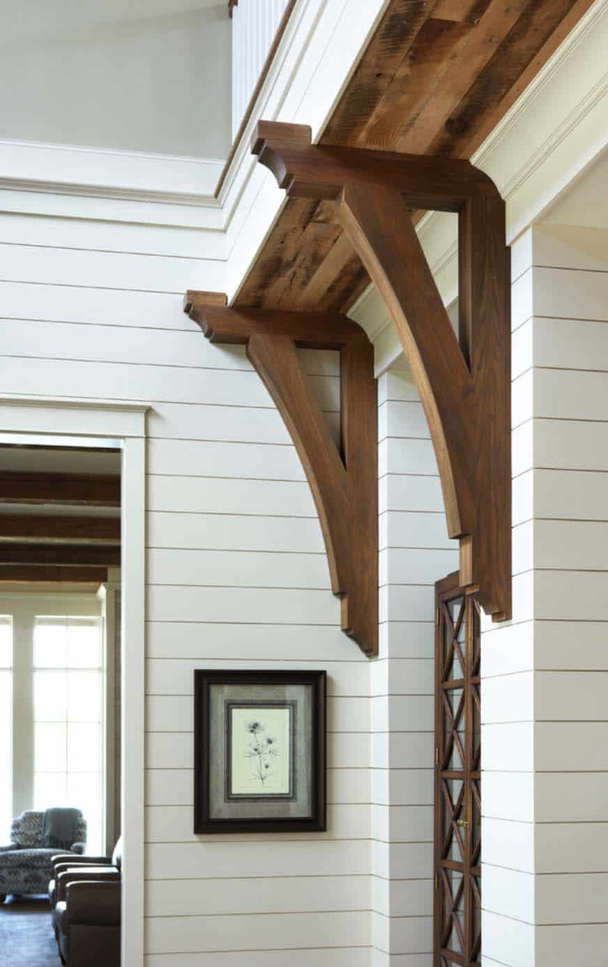waterfront-house-traditional-dining-room