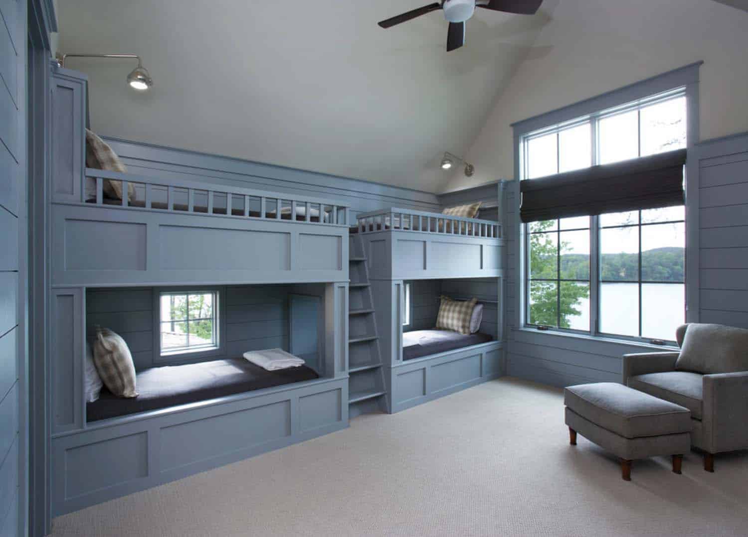 waterfront-house-traditional-kids-bunk-bedroom