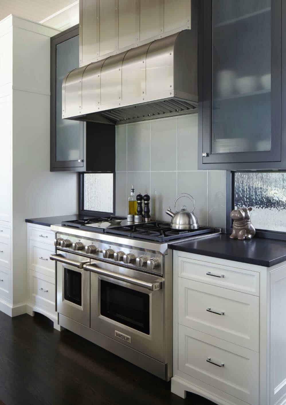 shingle-style-home-traditional-kitchen