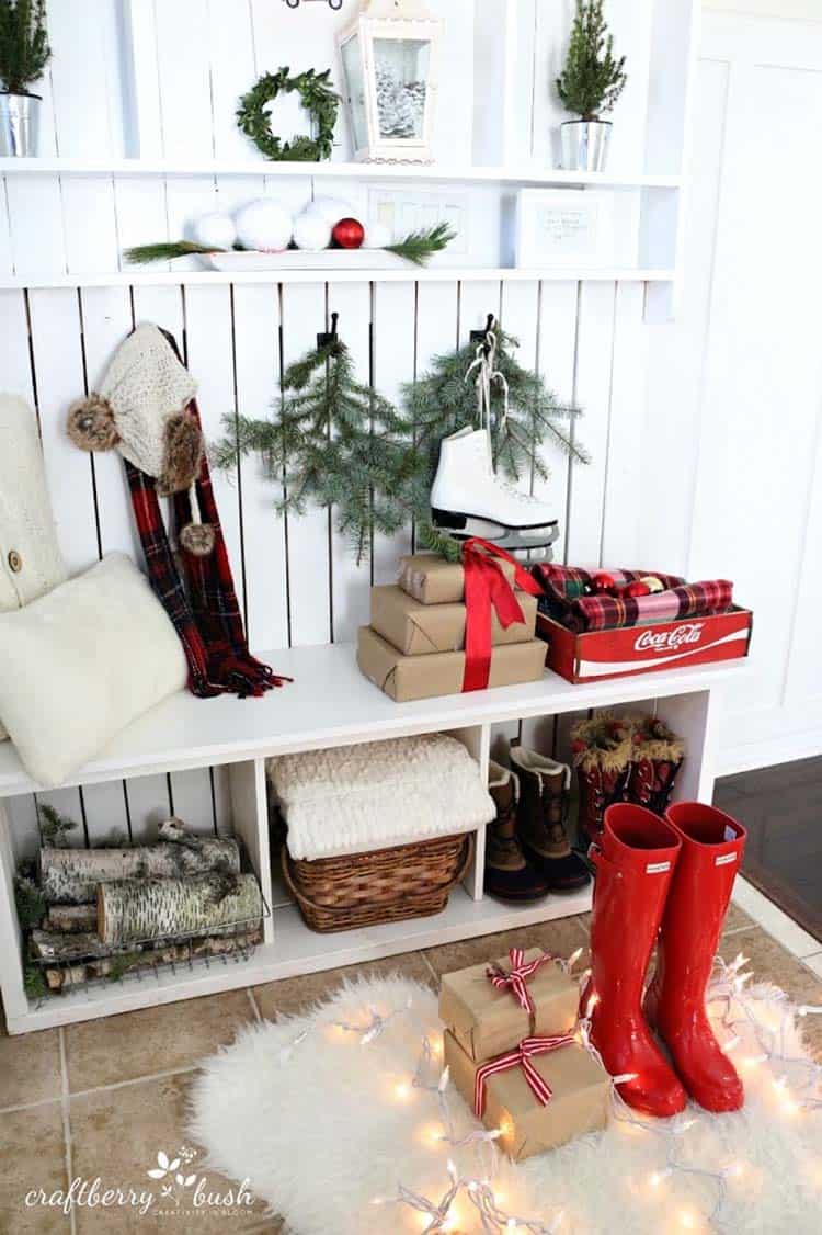 christmas-decorated-entryway-warm-and-cozy