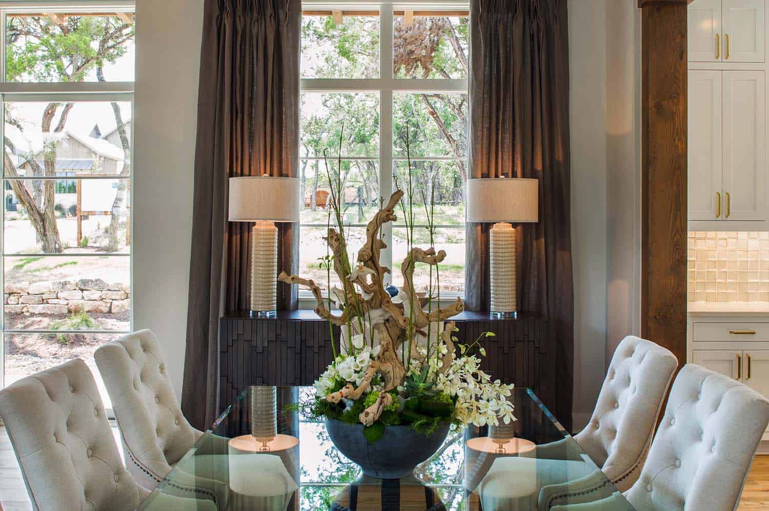 contemporary-dining-room