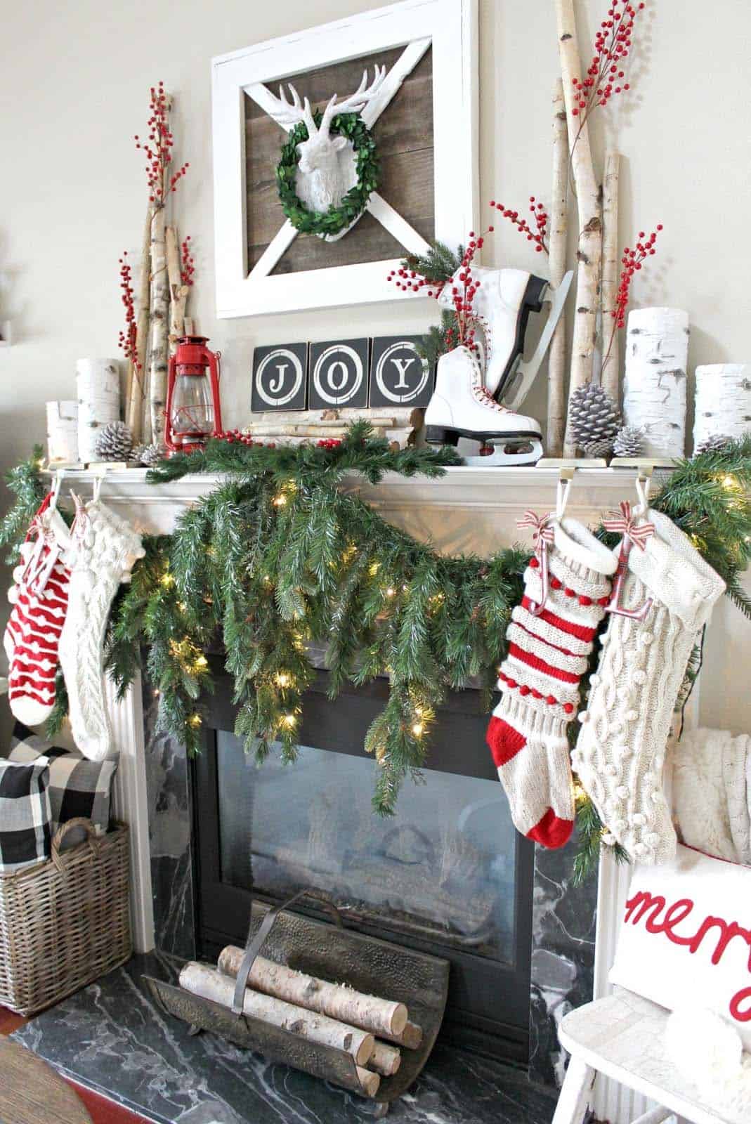 farmhouse-inspired-christmas-decorated-fireplace