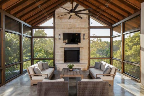 featured posts image for Texas home offers majestic views over a wilderness preserve