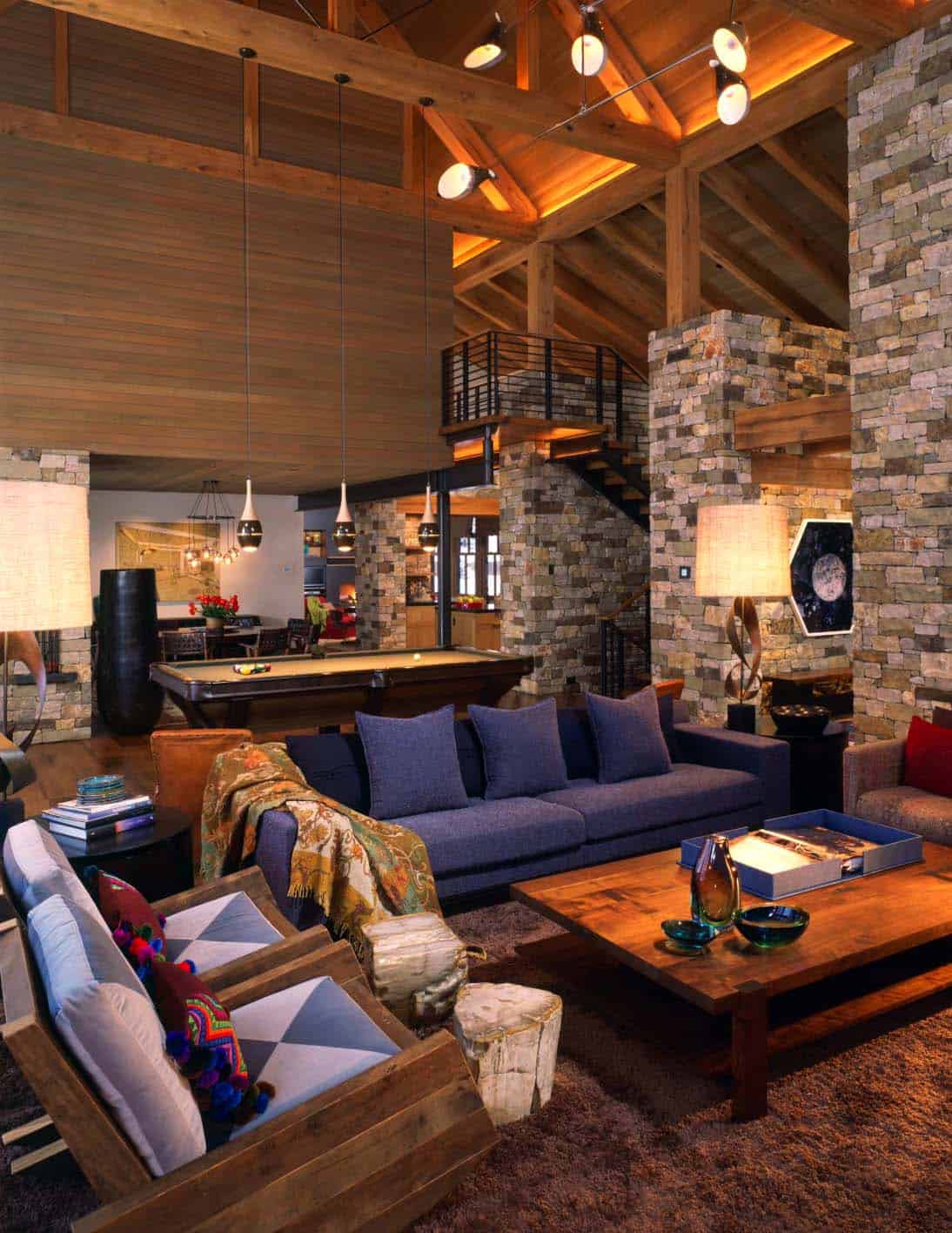 modern-rustic-mountain-home-living-room