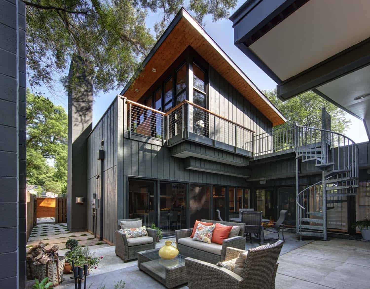 courtyard-house-contemporary-patio