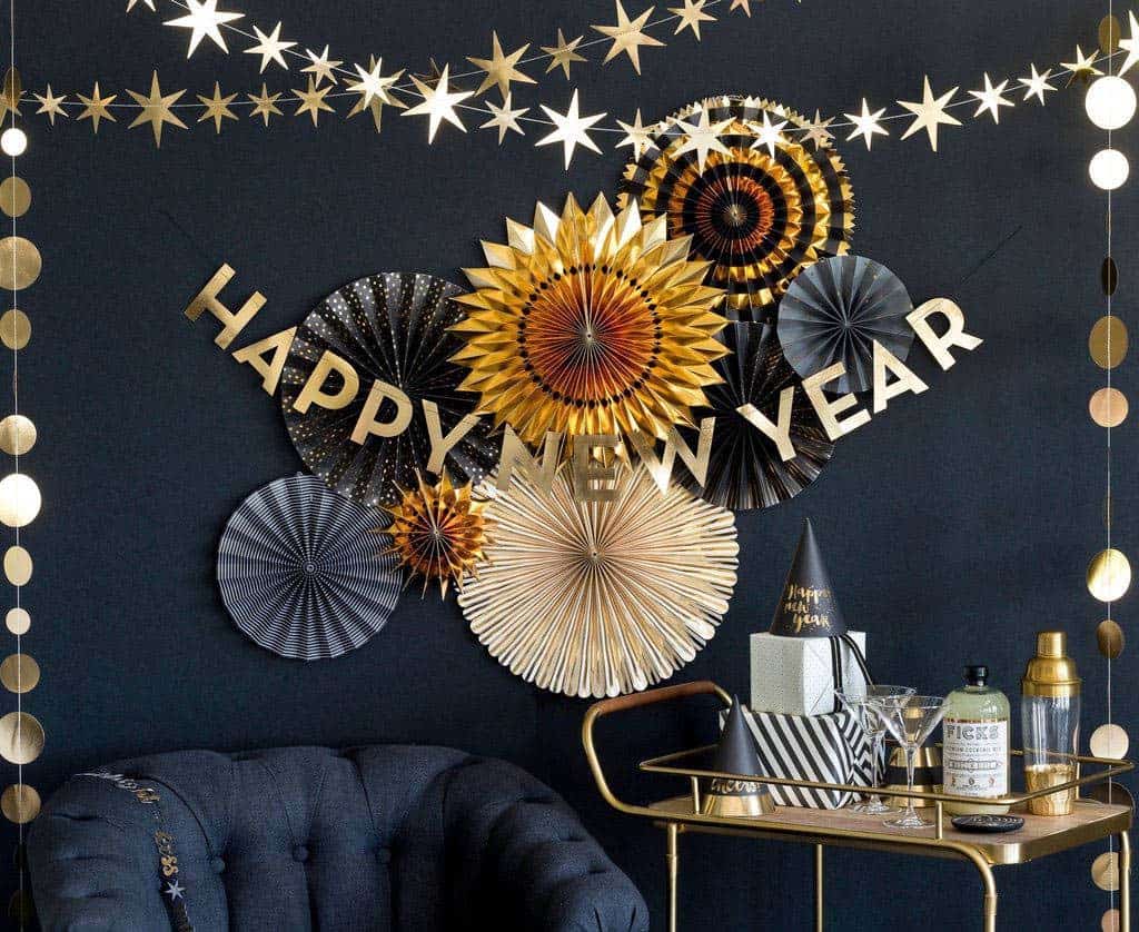 20 Fabulous Decor Ideas For The Ultimate New Year's Eve Party