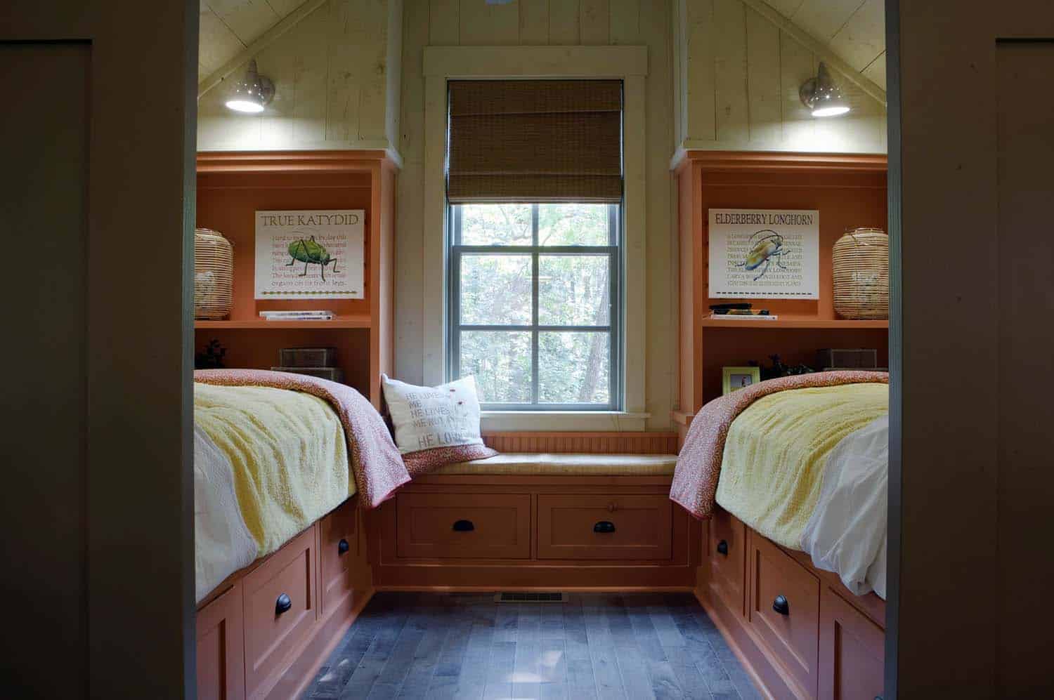 cottage-farmhouse-kids-bedroom