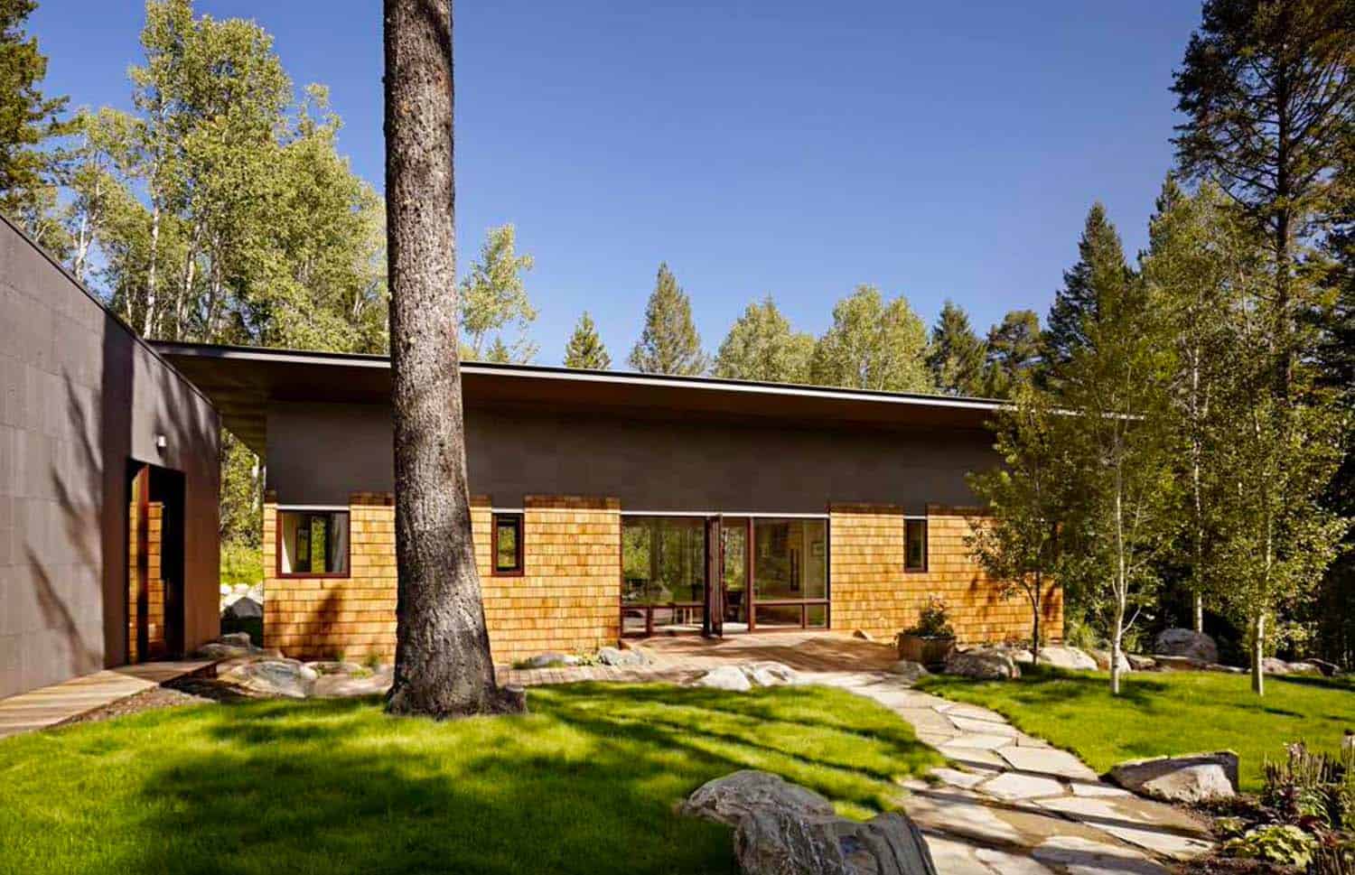 guest-house-contemporary-exterior