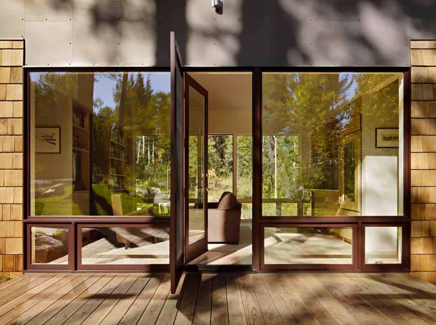 guest-house-contemporary-entry