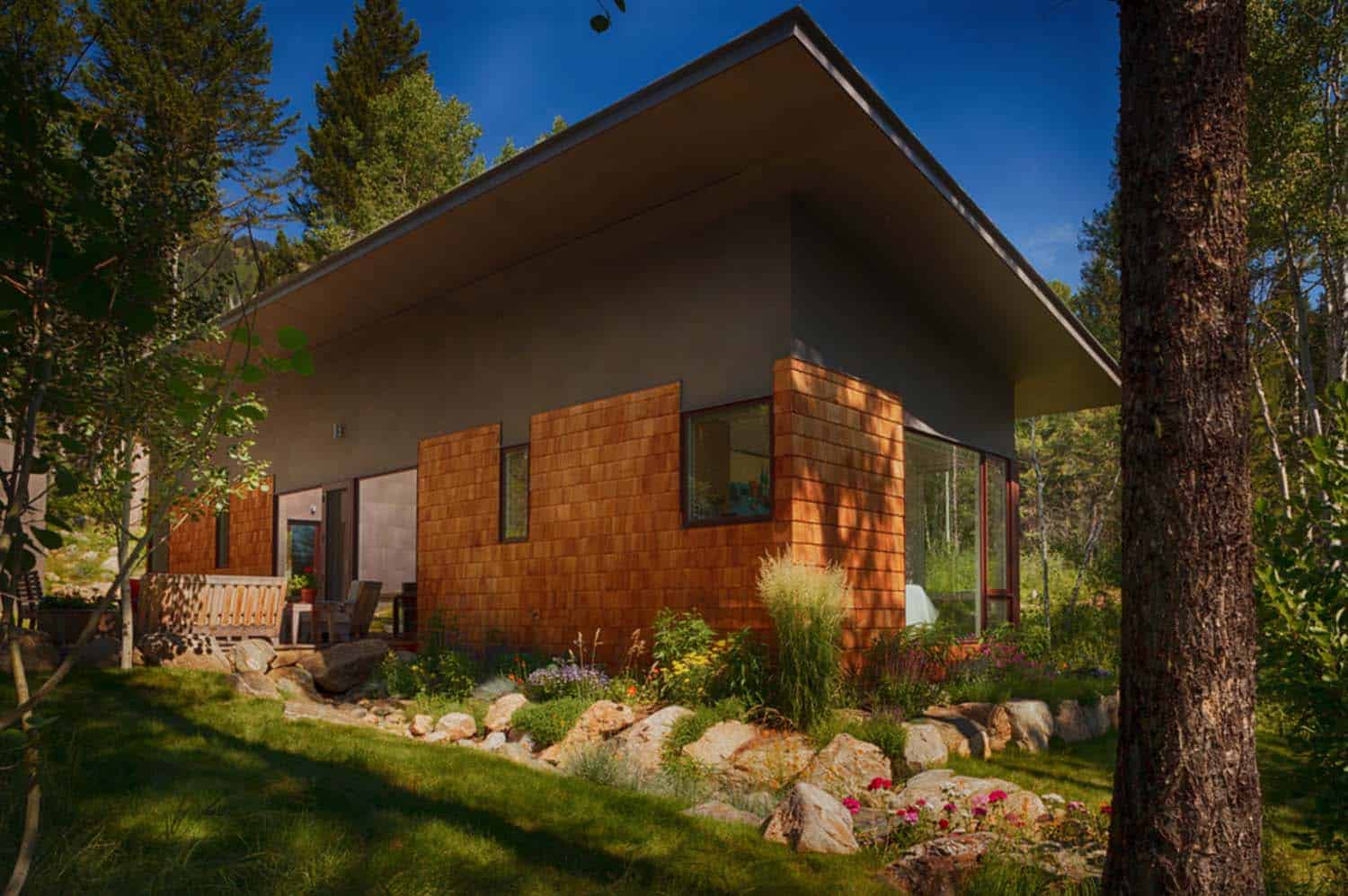 guest-house-contemporary-exterior