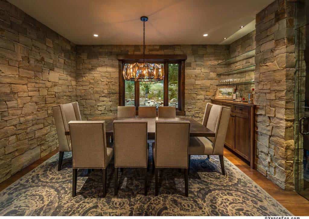 contemporary-mountain-home-dining-room