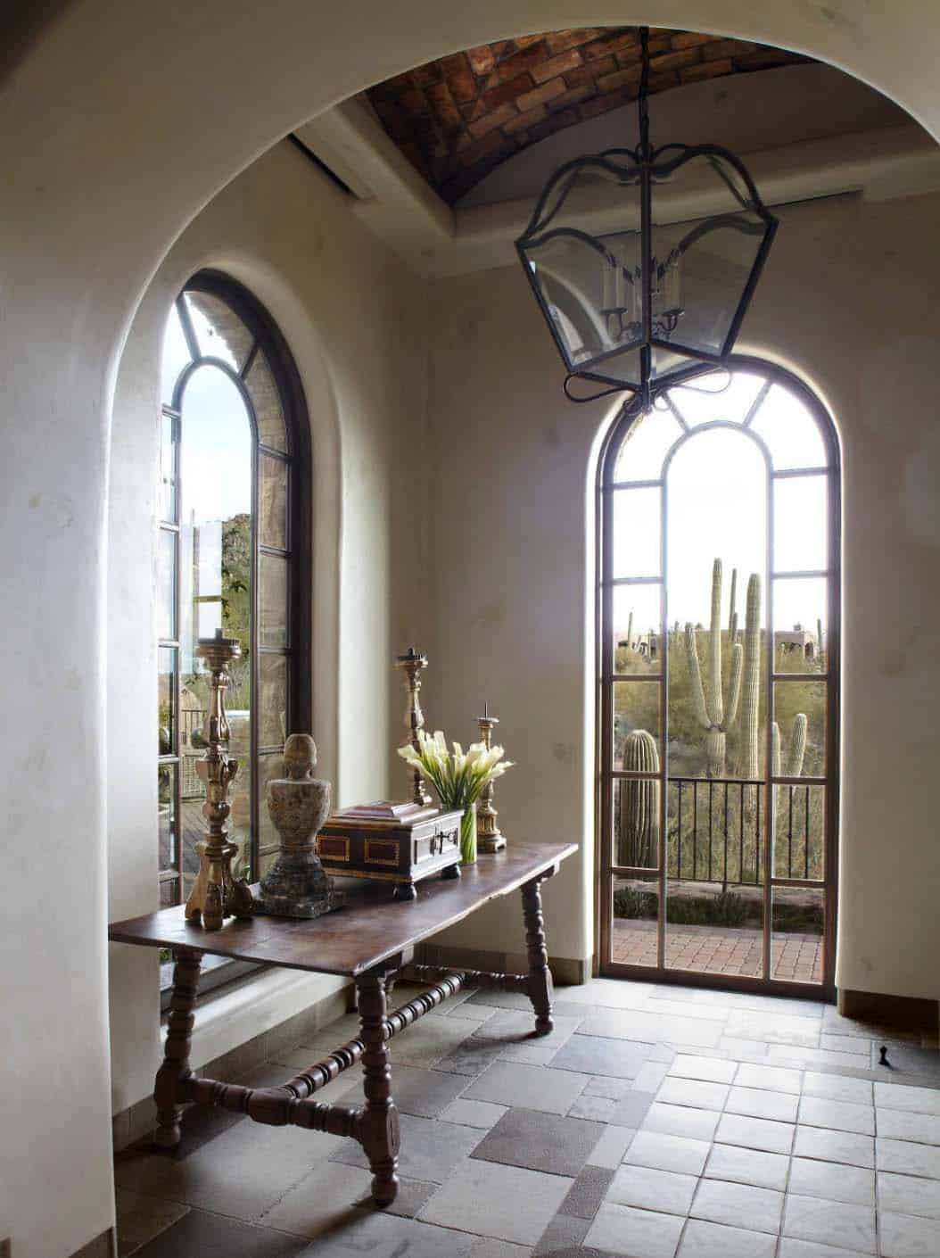 mediterranean-style-home-entry