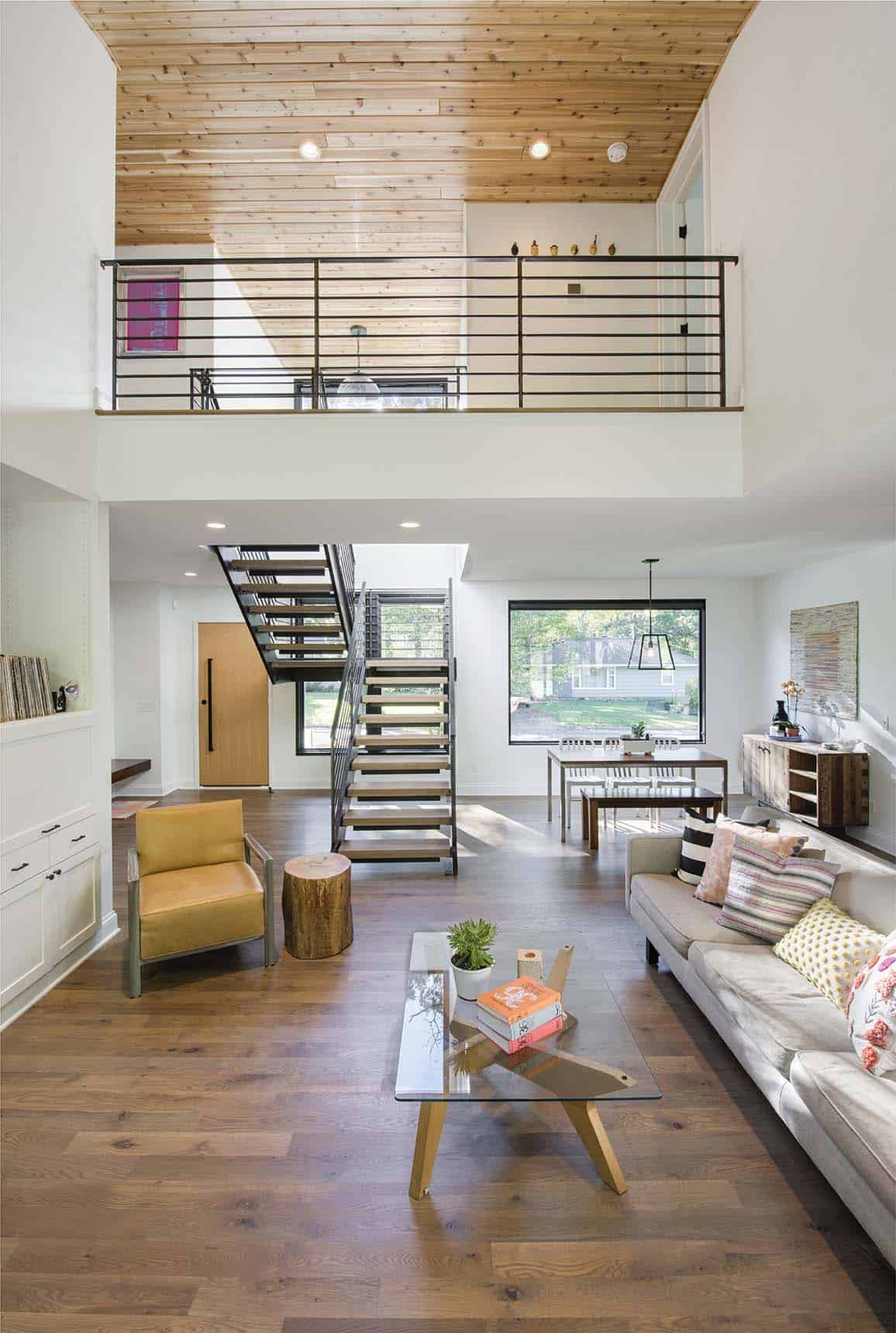 residence-modern-farmhouse-entry