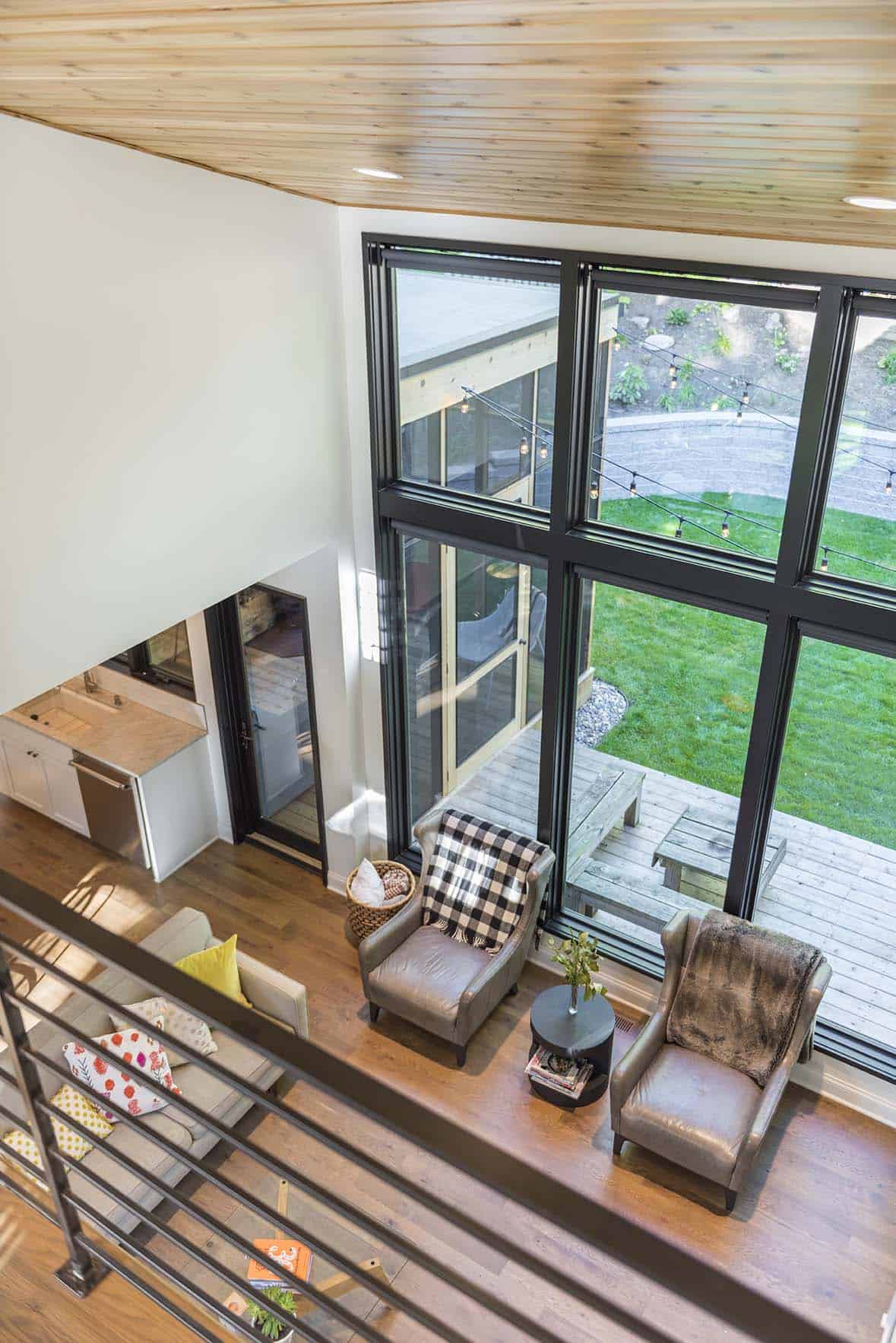 residence-modern-farmhouse-living-room