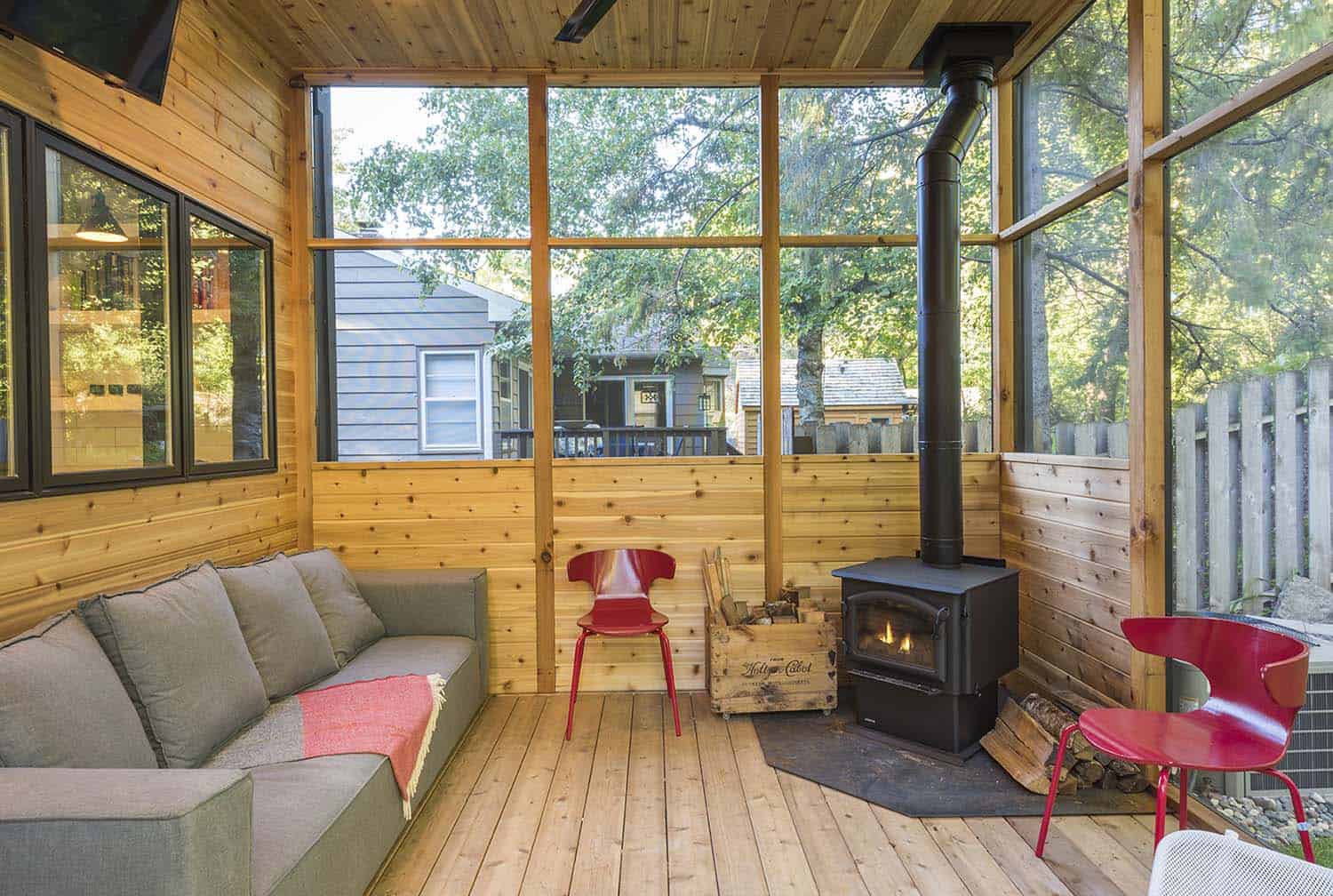 residence-modern-farmhouse-porch