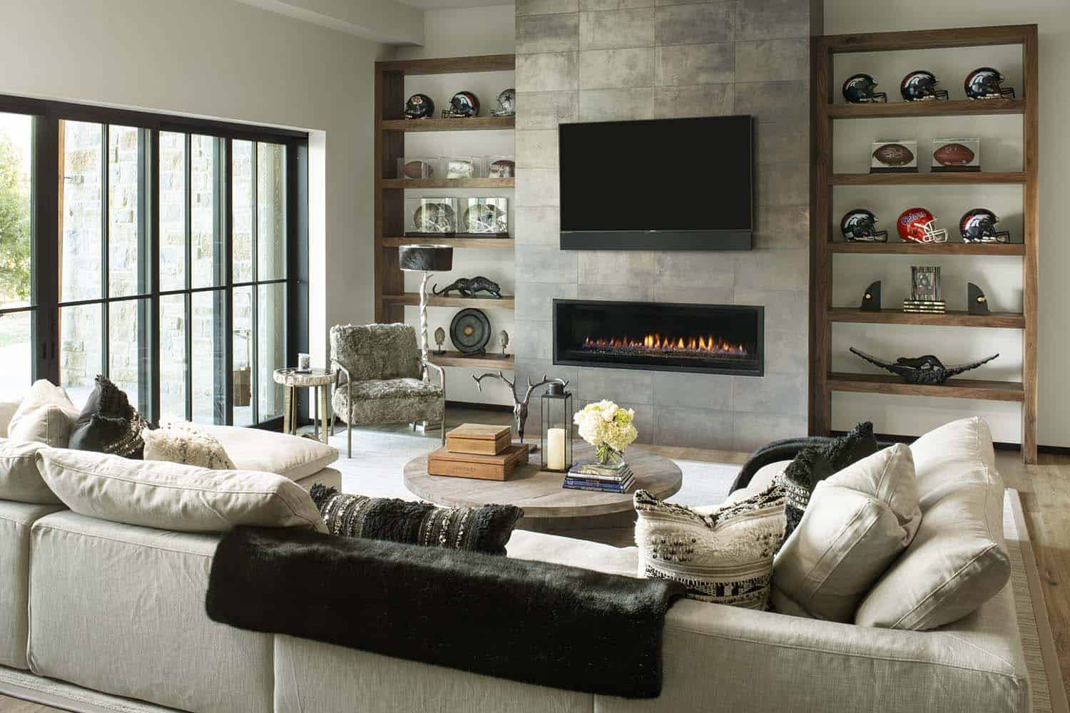 mountain-modern-home-family-room