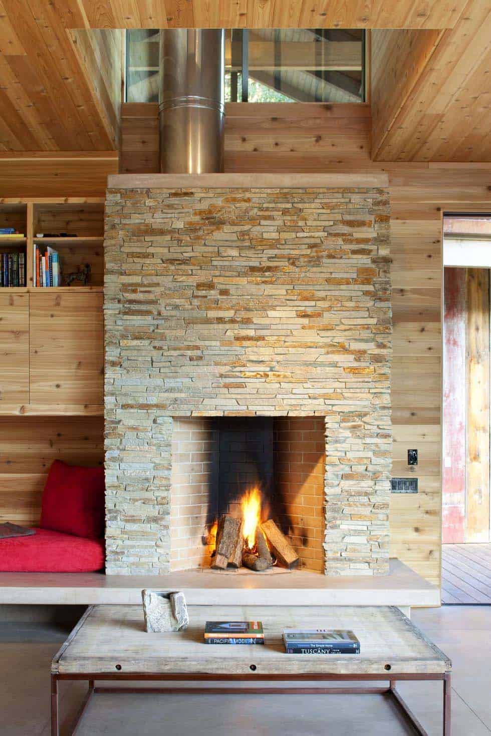 fireplace-reading-nook-living-room