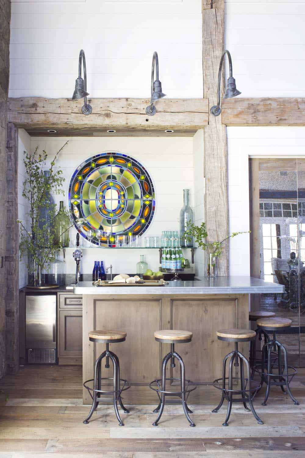farmhouse-home-bar