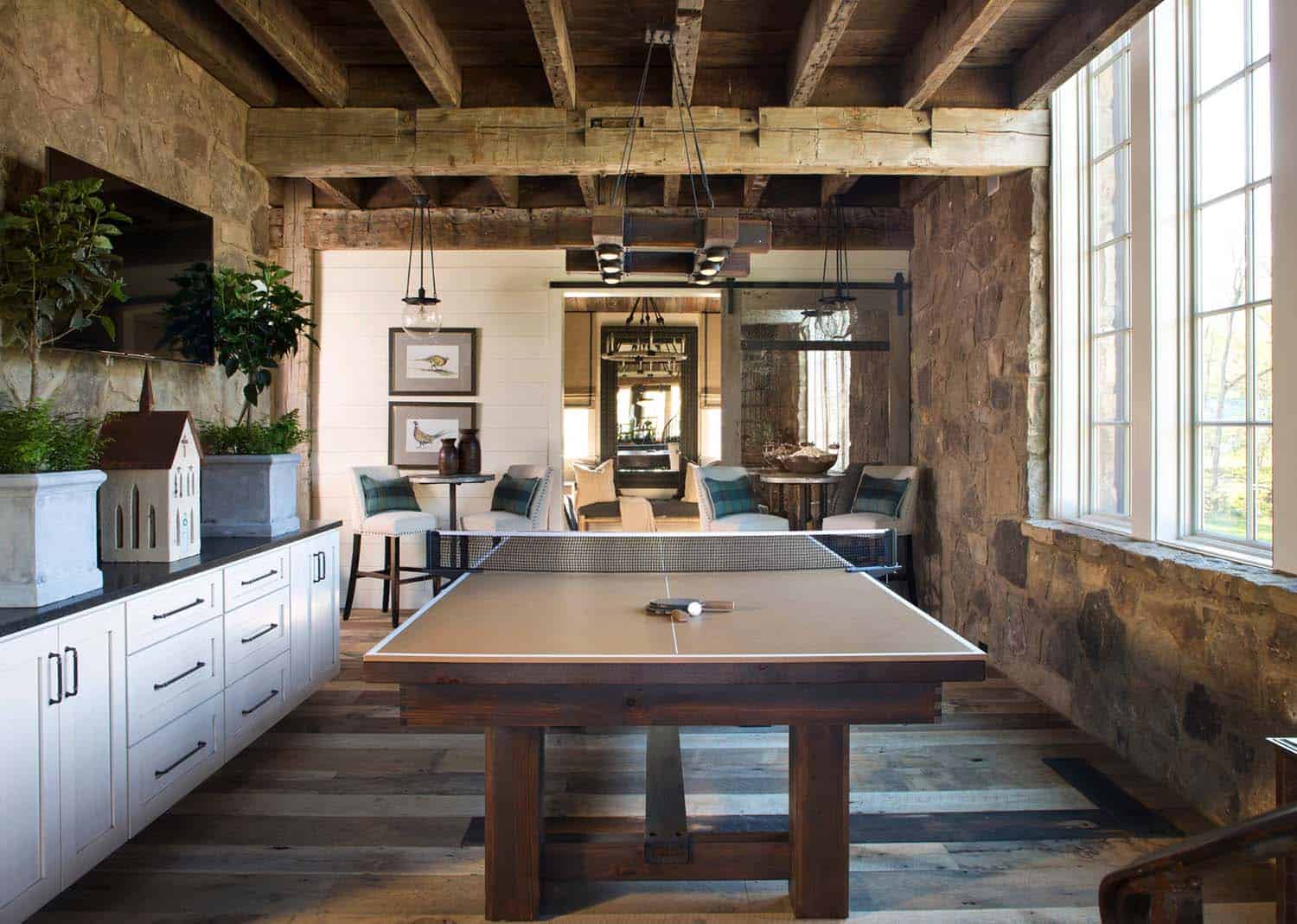 farmhouse-family-room