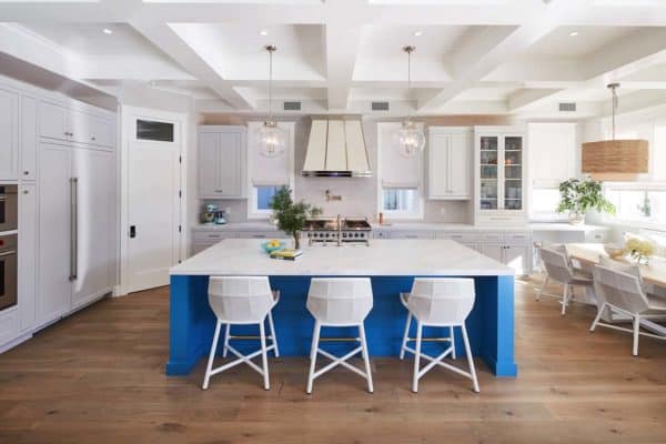 featured posts image for Magnificent modern farmhouse style interiors in Manhattan Beach