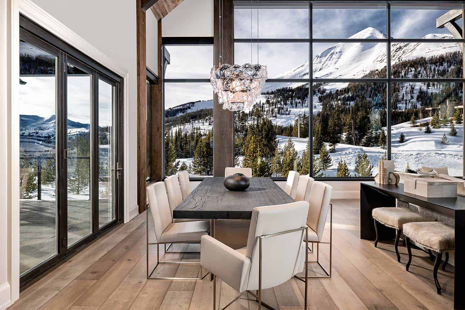 mountain-modern-home-dining-room