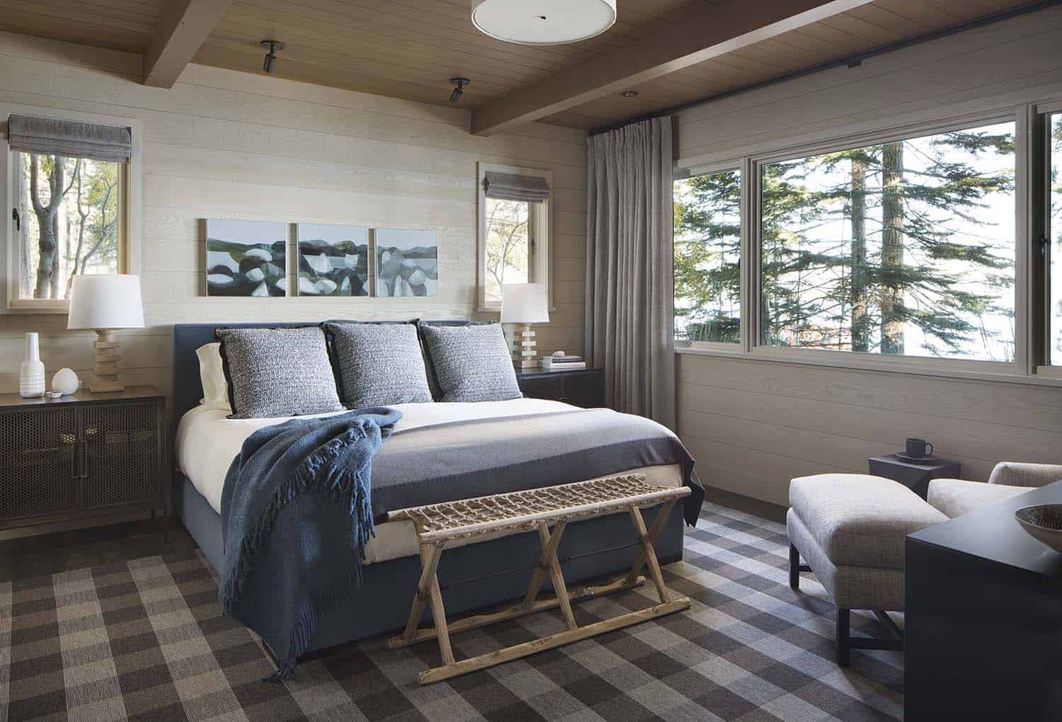 rustic-lake-house-bedroom