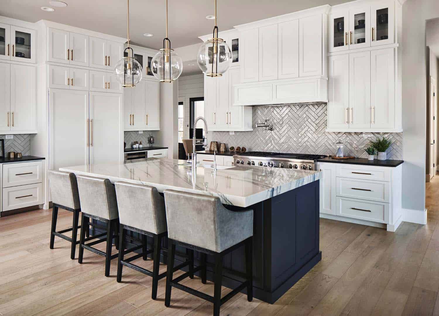 transitional-style-kitchen