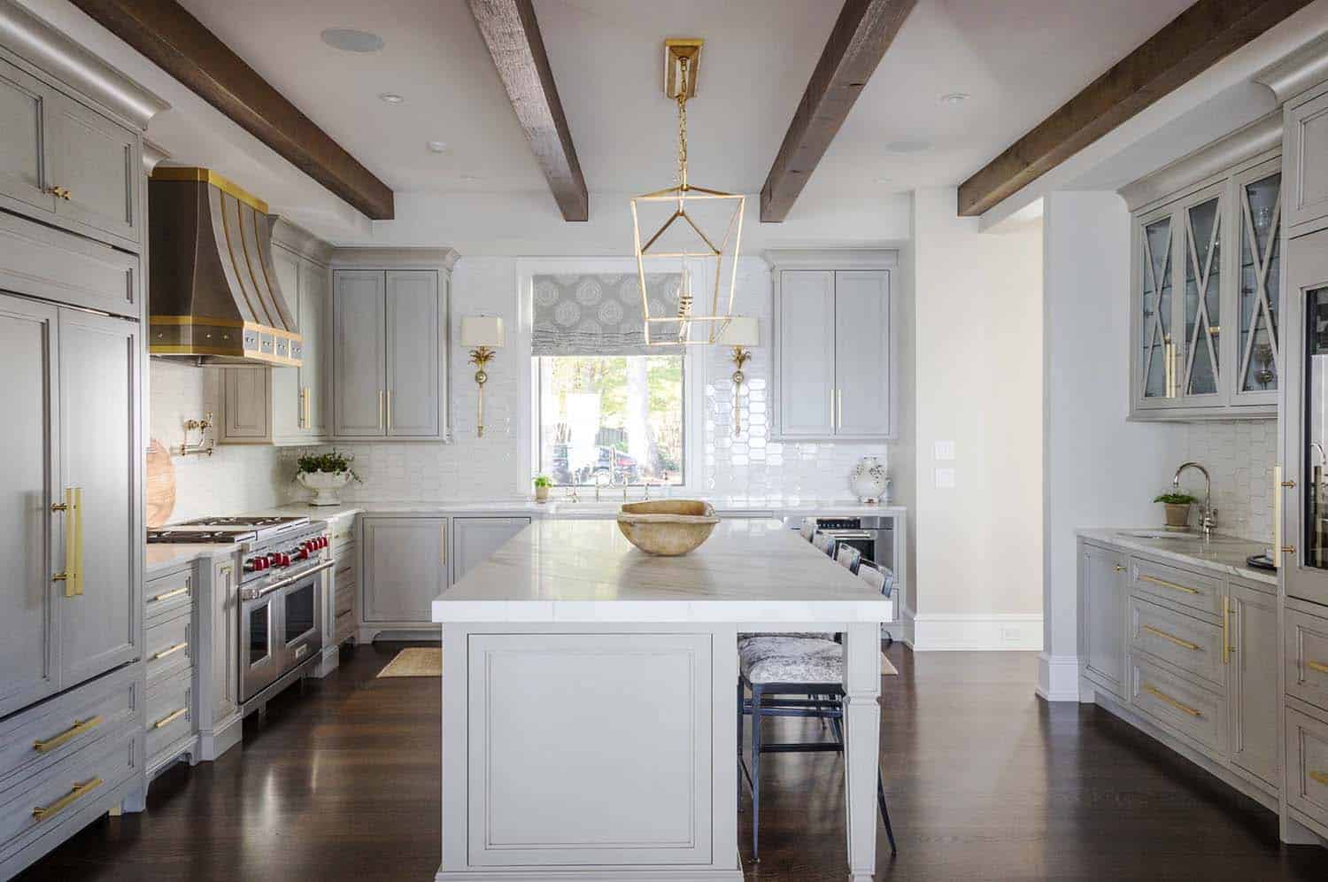 transitional-style-kitchen