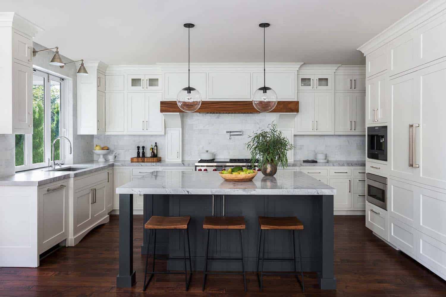 transitional-style-kitchen