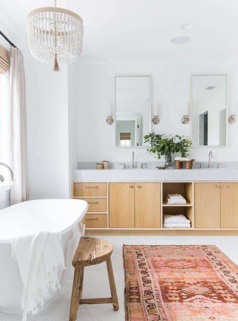 beach-style-bathroom