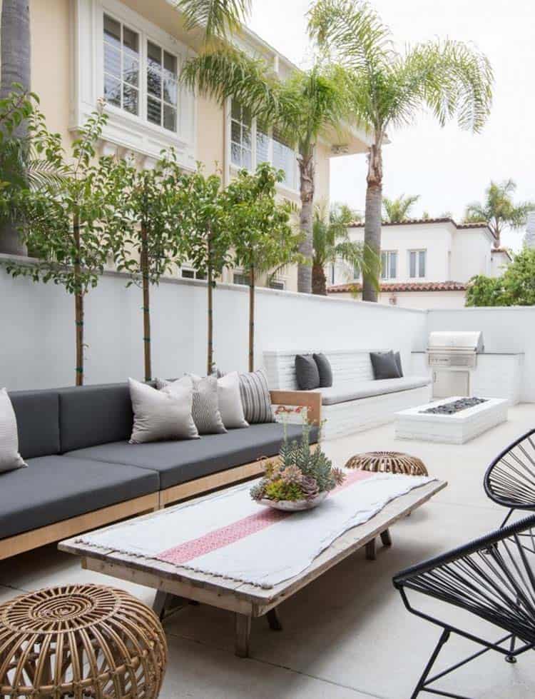 beach-style-outdoor-patio